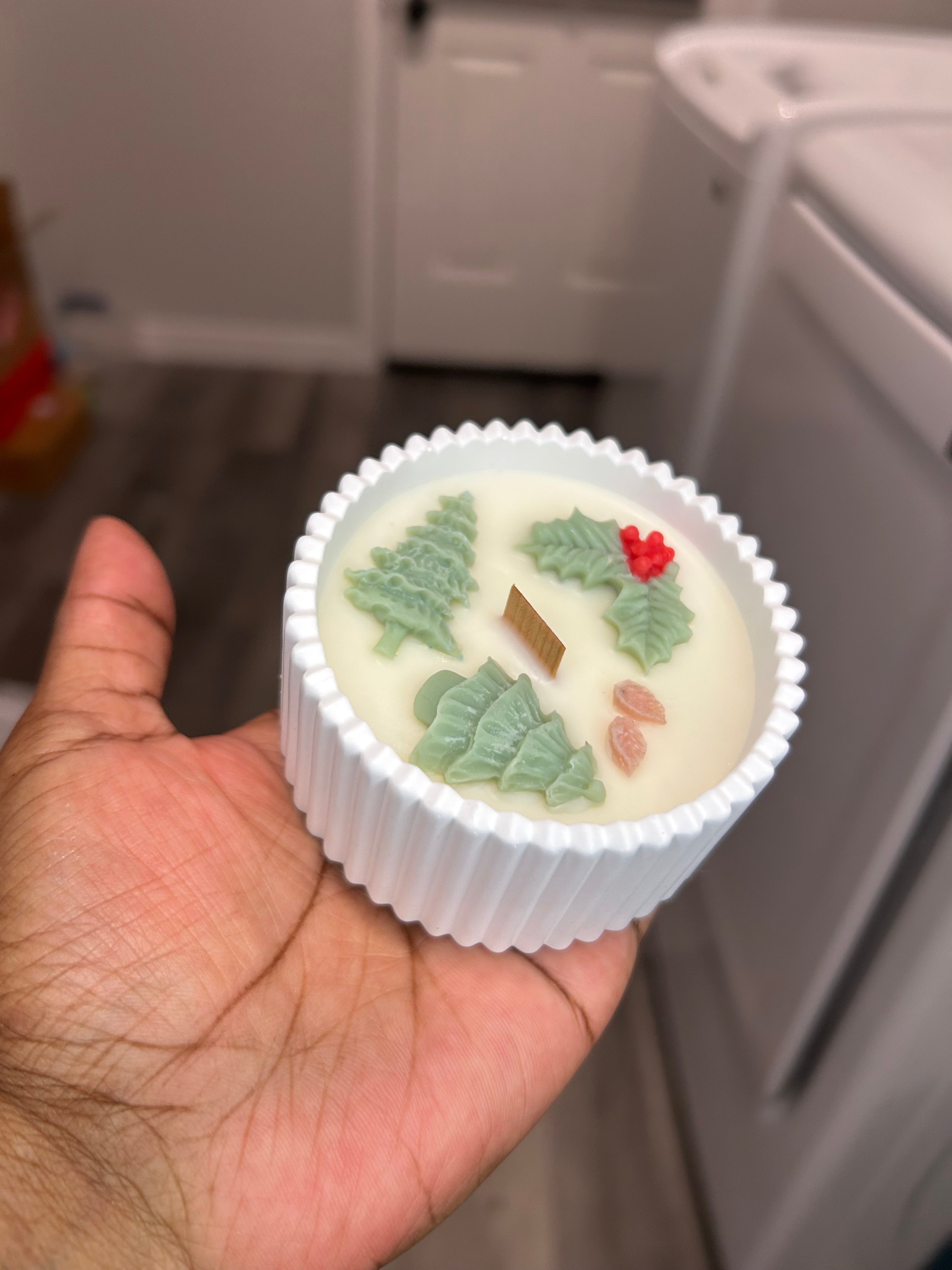 Christmas vessel, handmade with soy wax